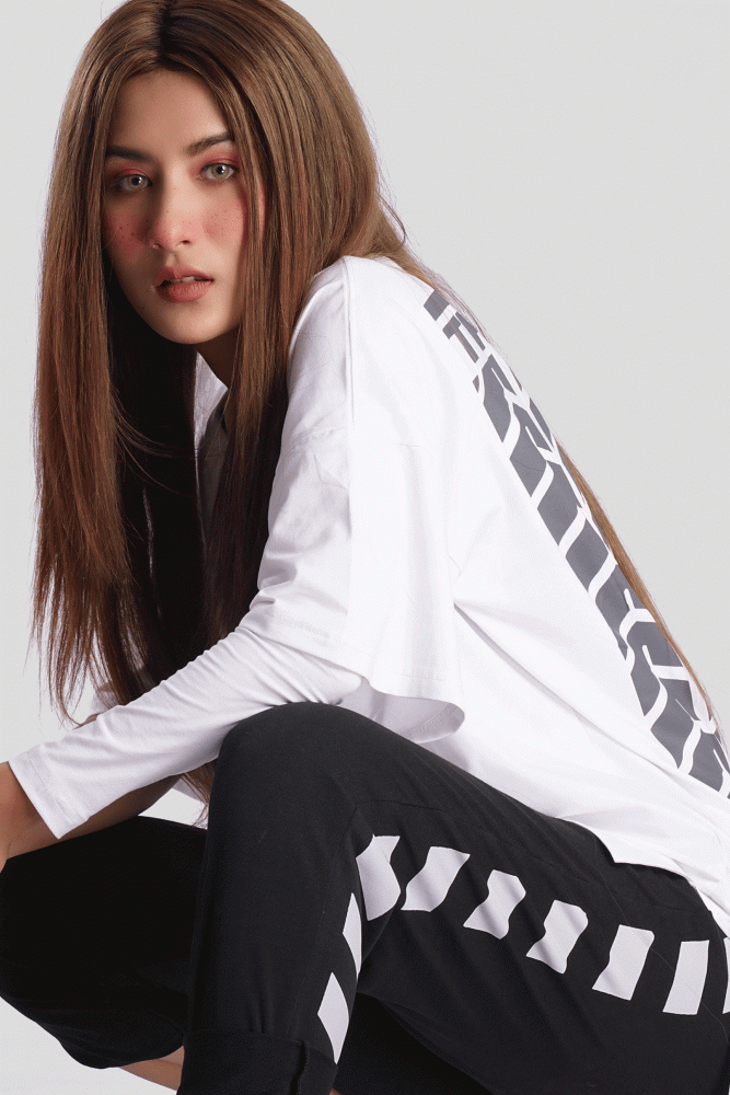 Long Sweat Pant With Yellow Sign (Girl)